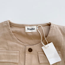 Load image into Gallery viewer, Ninthe Vest Sand NEW *small flaw (5y)
