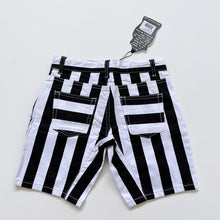 Load image into Gallery viewer, Minti B/W Stripe Shorts NEW (10y)
