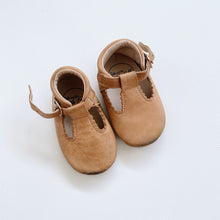 Load image into Gallery viewer, Oak The Little Folk Tan Leather Shoes (12-18m)
