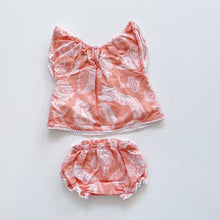 Load image into Gallery viewer, Country Road Linen Blend Set Peach/ Pattern (3-6m)
