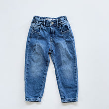Load image into Gallery viewer, Cotton On Dark Wash Jeans (3y)
