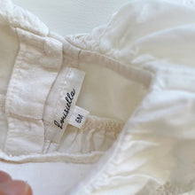 Load image into Gallery viewer, Luisiella White Collared Blouse (3-6m)
