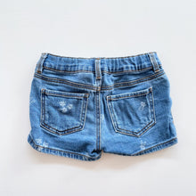 Load image into Gallery viewer, OshKosh Denim Shorts Floral (3y)
