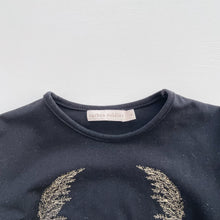Load image into Gallery viewer, Carbon Soldier L/S Top Black/Gold  (4y)
