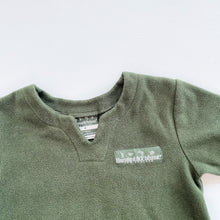 Load image into Gallery viewer, Hunting &amp; Fishing NZ Green Fleece T-Shirt (4y)
