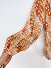 Load image into Gallery viewer, ONCE WAS MELBOURNE Floral Blouse (0 fits like a M)
