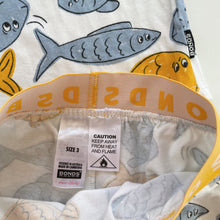 Load image into Gallery viewer, Bonds PJs Set Yellow/Blue Fish (3y)

