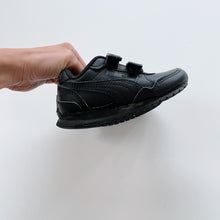 Load image into Gallery viewer, Puma Black Velcro Sneakers (EU24/ UK7/ US8c/ 15cm)

