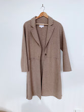 Load image into Gallery viewer, Elka Collective Wool Coat Walnut (8)

