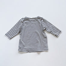 Load image into Gallery viewer, Nature Baby Organic L/S Top Navy Stripes (6-12m)
