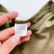 Load image into Gallery viewer, Nature Baby Merino Bodysuit Green *small flaw (1y)
