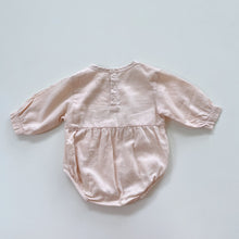 Load image into Gallery viewer, Burrow &amp; Be Organic L/S Romper Embroidered Pink (3-6m)
