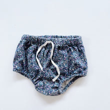 Load image into Gallery viewer, Jamie Kay Organic Floral Bloomers (0-3m)
