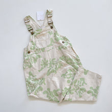 Load image into Gallery viewer, Ziggy Lou Overalls Green/Beige Pattern NEW (5y)
