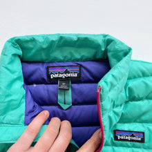 Load image into Gallery viewer, Patagonia Duck Down Light Weight Jacket Green (5y)
