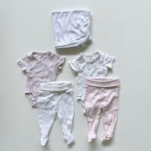 Load image into Gallery viewer, H&amp;M/ Purebaby Organic Cotton Bundle 5x (newborn)
