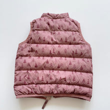 Load image into Gallery viewer, Kathmandu Down Vest Reversible (2y)
