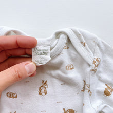 Load image into Gallery viewer, Nature Baby Organic Bodysuit Bunnies (3-6m)
