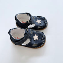 Load image into Gallery viewer, Bardossa Flexi &quot;Barefoot&quot; Toddler Sandals (EU20 /12m)
