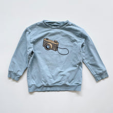 Load image into Gallery viewer, CarlijnQ Camera Sweater Blue (3-4y)
