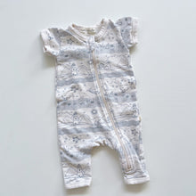 Load image into Gallery viewer, Wilson &amp; Frenchy Organic Romper Grey Seaside (newborn)
