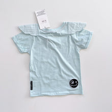 Load image into Gallery viewer, LOUD Apparel Organic Tee w Wings Turquoise NEW (3y)
