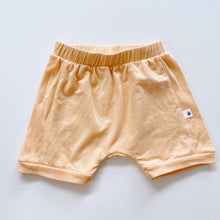 Load image into Gallery viewer, Dimples Organic Shorts + FREE Kindy T-Shirt Orange (3y)
