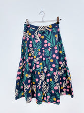 Load image into Gallery viewer, Princess Highway Tiered Skirt (8)
