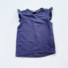 Load image into Gallery viewer, Milky Navy T-Shirt (5y)
