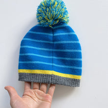 Load image into Gallery viewer, Paw Patrol Beanie Light Blue Chase (3-7y)

