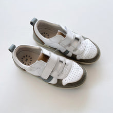 Load image into Gallery viewer, Pretty Brave Leather Velcro Sneakers White/ Grey (EU29)

