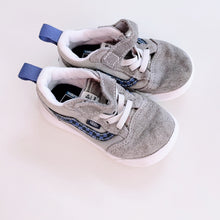 Load image into Gallery viewer, Vans Leather Shoes Velcro Grey (UK6.5/EU 23.5/ US 7)
