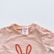 Load image into Gallery viewer, Seed L/S Bodysuit Pink Bunny (newborn)
