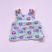 Load image into Gallery viewer, Handmade Reversible Owls Top (1-2y)
