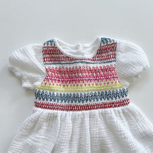 Load image into Gallery viewer, Stella McCartney Muslin Dress + Bloomers (3y)
