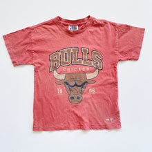 Load image into Gallery viewer, NBA Chicago Bulls T-Shirt Salmon (8y)
