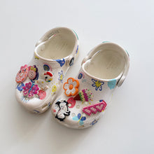 Load image into Gallery viewer, Crocs White Butterflies/Cats + Jibbitz (C9)
