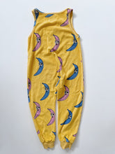 Load image into Gallery viewer, Hugo Loves Tiki Banana Terry Towelling Overalls (8y)
