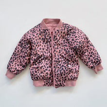 Load image into Gallery viewer, HUX Reversible Puffer Jacket Blush/ Leopard Print (4y)
