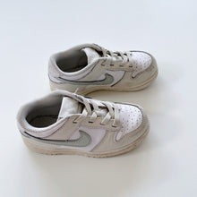 Load image into Gallery viewer, Nike Sneakers White/ Grey  (EU26, UK8.5, US9C)

