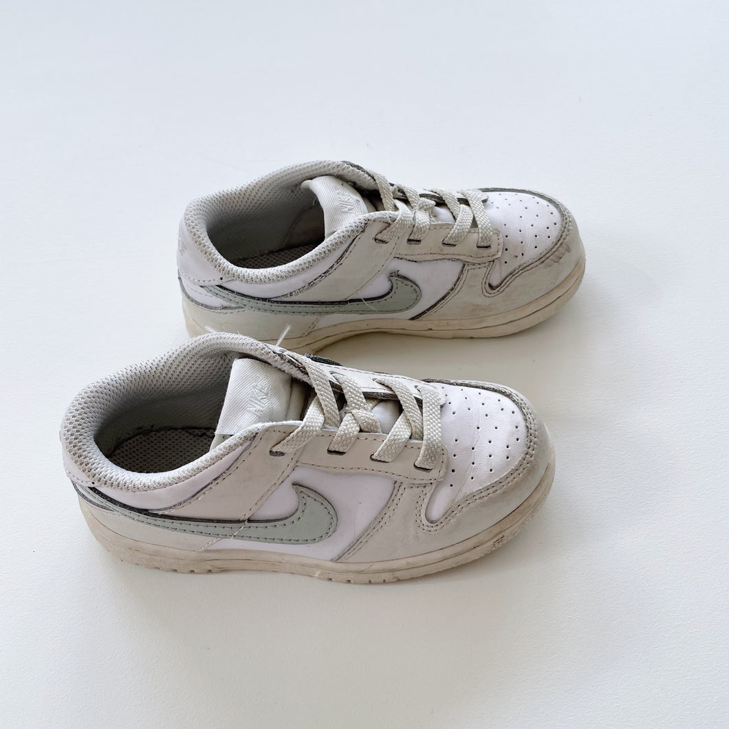 Nike Sneakers White/ Grey  (EU26, UK8.5, US9C)