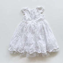 Load image into Gallery viewer, Pretty White Lace Dress Teeny Weeny (1y)
