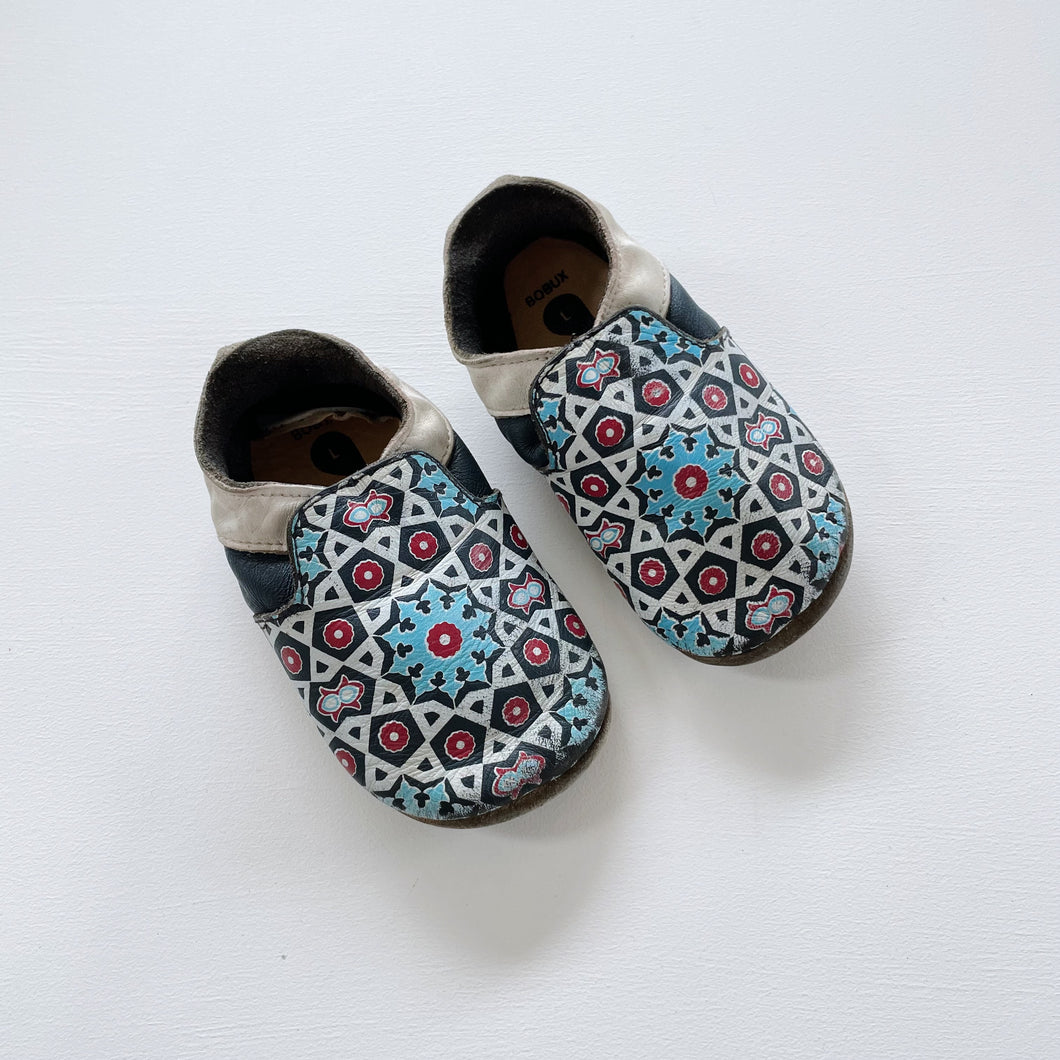 Bobux Soft Soles Blue/White/Red Pattern (L/ EU20/ UK3.5/ US4.5)