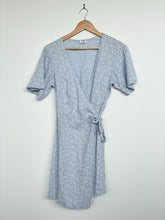 Load image into Gallery viewer, Cotton On Wrap Dress Blue Floral (AU 12)
