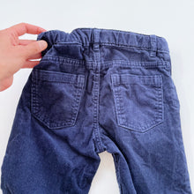 Load image into Gallery viewer, H&amp;M Cord Pants Navy (5-6y)
