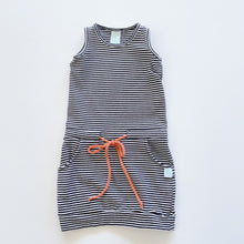 Load image into Gallery viewer, Minti Dress Black / White Stripe (2y)
