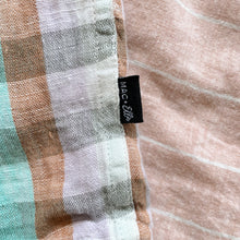 Load image into Gallery viewer, Linen Shirt Bundle 2x (7y)
