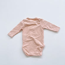 Load image into Gallery viewer, Seed L/S Bodysuit Pink Bunny (newborn)
