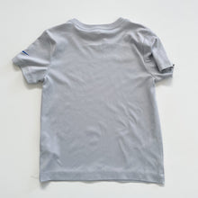 Load image into Gallery viewer, Nike Exercise Top Light Grey/Logo (6y)
