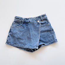 Load image into Gallery viewer, Denim Skorts (8y)
